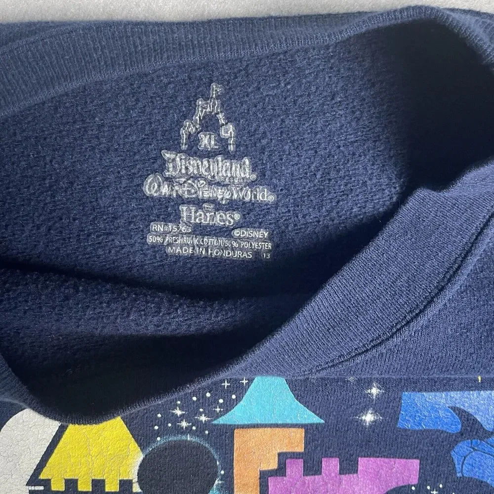 Walt Disney Resort 2015‎ Pullover Crewneck Sweater Men XL Blue